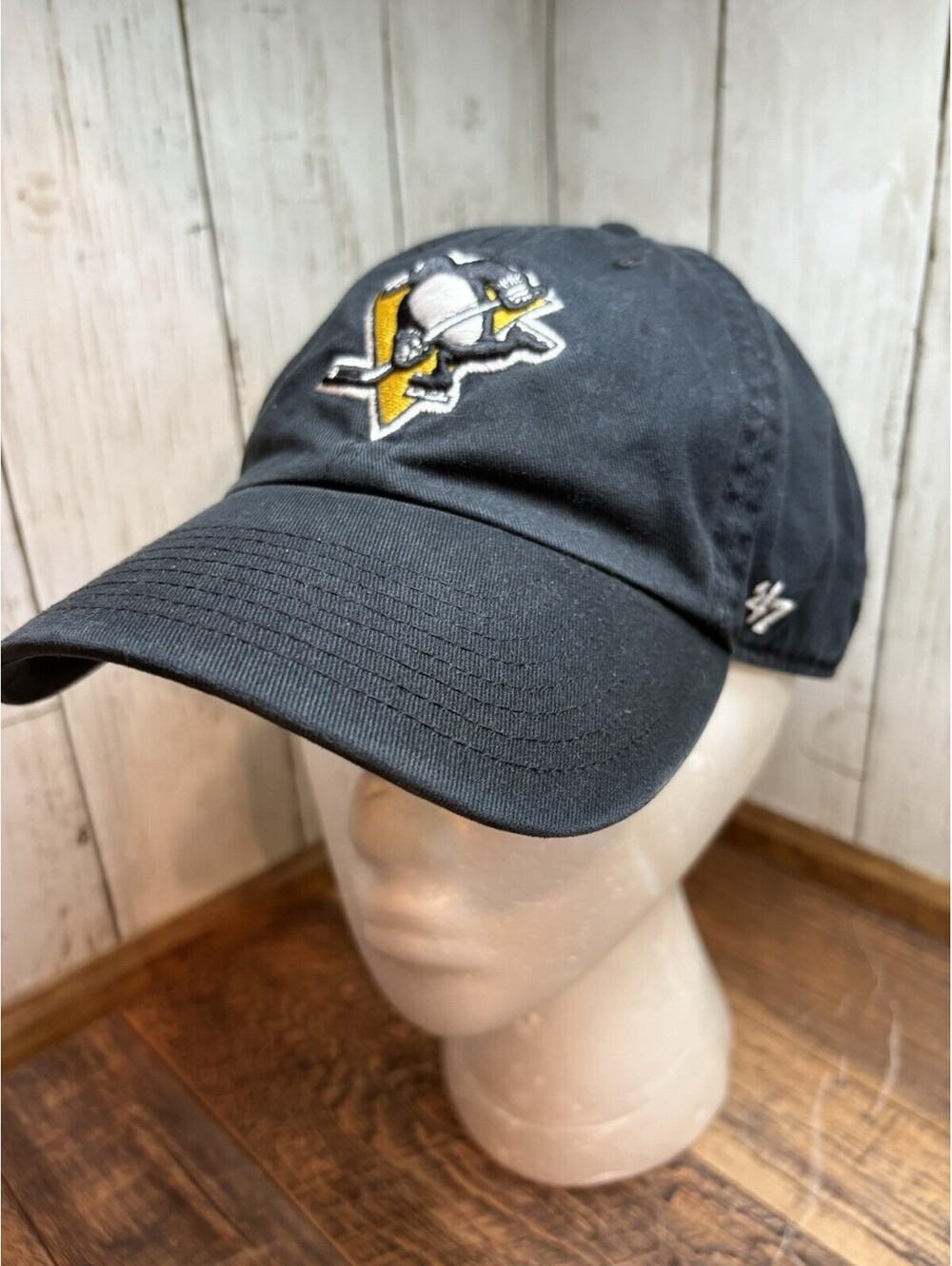 Pittsburgh Penguins Hat OSFA Black ‘47 Brand NHL Adjustable Strapback Dad Cap
